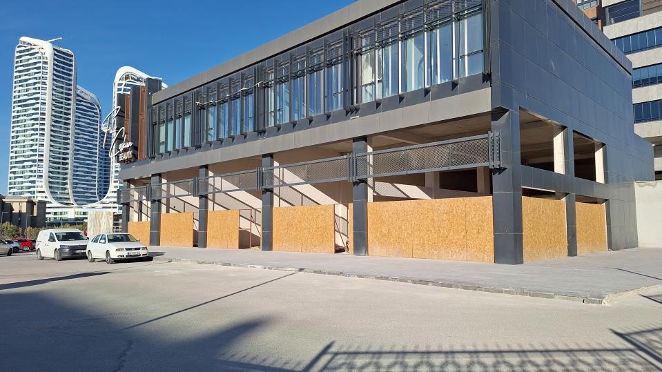 GAZİANTEP 15 TEMMUZ PRİME CADDE ÜZERİ KÖŞEBAŞI GENİŞ CEPHELİ KİRALIK DÜKKAN 
