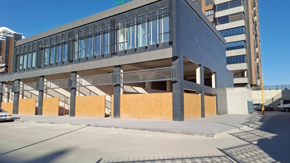 GAZİANTEP 15 TEMMUZ PRİME CADDE ÜZERİ KÖŞEBAŞI GENİŞ CEPHELİ KİRALIK DÜKKAN 